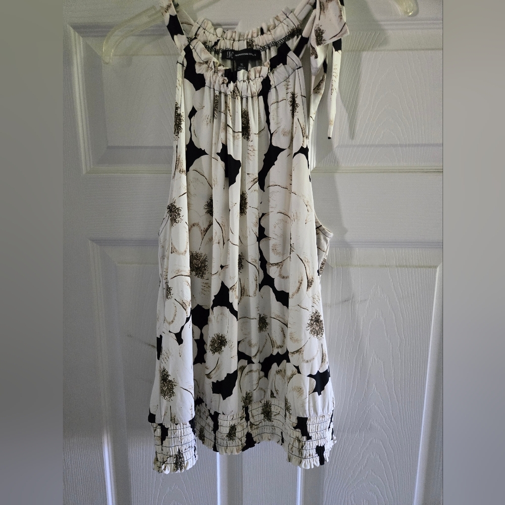 INC Floral Sleeveless Top w/tie at neck